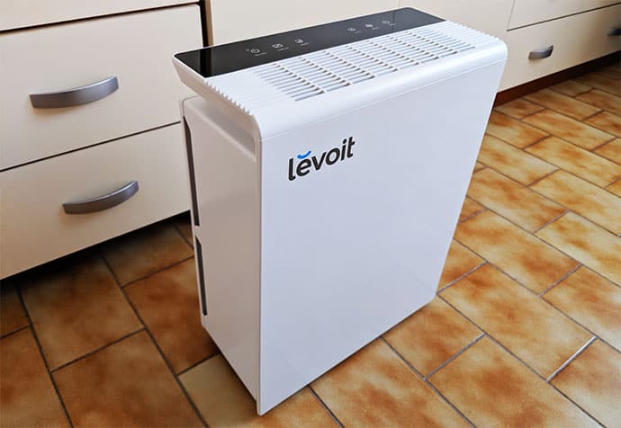 how to clean levoit air purifier
